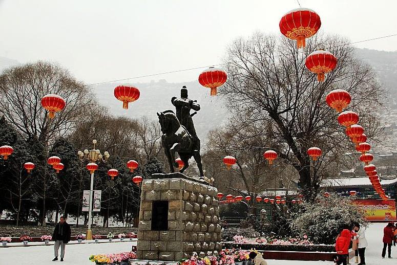 蘭州五泉山公園的景觀(guān)雕塑火了